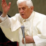 Bento XVI recorda valor da família na evangelização