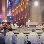No Brasil, Missa solene em Aparecida marca início do Ano da Fé