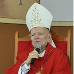 Morre, aos 90 anos, Dom Waldyr Calheiros Novaes