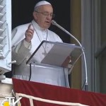 Papa reza por doentes que sofrem com a AIDS