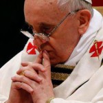 Conheça as intenções de oração do Papa Francisco para janeiro