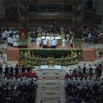 Papa celebra Vigília Pascal e pede aos cristãos: retornem à Galileia