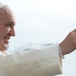 Permanecer, caminhar e alegrar-se, recomenda o Papa