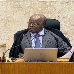 Especialista comenta saída de Joaquim Barbosa do STF