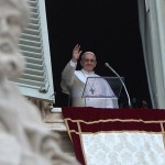 Papa explica como o cristão deve viver “Corpus Christi”