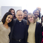Padre Spadaro ministra encontro sobre evangelização na rede