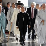 “Caminhemos juntos”, pede Papa a líderes religiosos coreanos