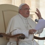 Igreja tem orgulho dos cristãos perseguidos, assegura Papa