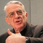 Porta-voz do Vaticano comenta revelações de padre homossexual