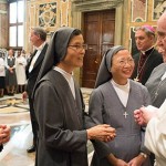Às irmãs salesianas, Papa pede missão com esperança e alegria