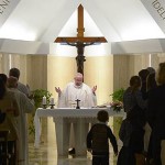 Papa: Igreja não deve se isolar em 