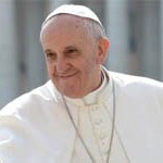 Papa envia alimentos e presentes para família polonesa