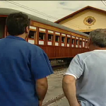 Trens centenários são restaurados no interior de SP