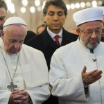 Muçulmanos dedicarão festa do fim do Ramadã ao Papa