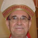 Papa Francisco acolhe renúncia de Dom José Alonso