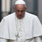 Papa convida ciganos a iniciar uma nova história