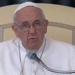 Papa defende injeção de espírito familiar na vida cotidiana