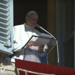 Papa Francisco pede que migrantes mantenham esperança