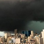 Deslizamentos causados pela chuva deixam mortos em São Paulo
