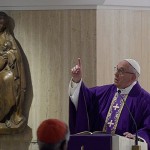 Papa: crucifixo não é ornamento, é mistério do aniquilamento