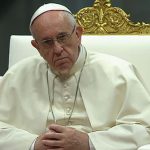 Papa expressa dor diante de massacre em Orlando
