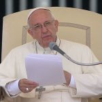 Obras de misericórdia são antídoto contra indiferença, diz Papa