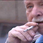 Fumantes relatam sofrimento causado pelo vício do cigarro