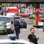 Homens armados invadem igreja na França e matam padre