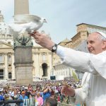 Papa pede que vítimas de violência sejam construtoras de paz