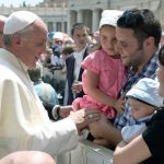 PUC vai discutir sexualidade e afetividade sob a ótica do Papa