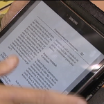 Novas tecnologias estimulam brasileiros à leitura