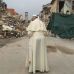 Papa visita Amatrice, cidade italiana atingida por terremoto