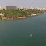 Britânico inicia desafio de travessia do Senegal ao Brasil nadando