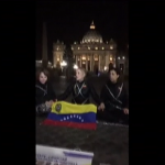Venezuelanos acampam no Vaticano