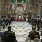 Papa Francisco discursa aos líderes da União Europeia