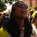 Manifestantes contra Madura entram em confronto com a Polícia