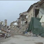 Moradores de Amatrice se unem para reconstruir a cidade após tragédia