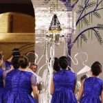 Imagem de Nossa Senhora Aparecida recebe a coroa jubilar dos 300 anos