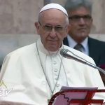No Ângelus, Papa agradece apoio dos católicos aos migrantes