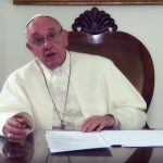 Em simpósio, Papa Francisco pede ‘graça divina’ às famílias