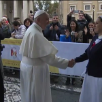 Papa Francisco surpreende organizadores da festa do Dia dos pobres