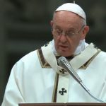 Na solenidade do Natal, Papa preside Missa na Basílica Vaticana