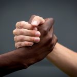 Professor comenta problemática do racismo e da escravidão moderna