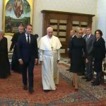 Papa recebe Presidente da França Emmanuel Macron no Vaticano