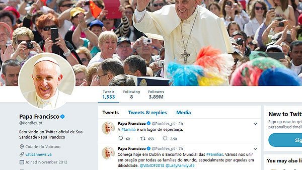 Papa Francisco postou duas mensagens do Twitter referindo-se às famílias