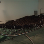 Na Terra Santa, centro cultural expõe barco encontrado há quase 2 mil anos