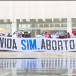Em Minas Gerais,manifestantes vão as ruas para dizer:Sim a Vida!