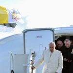 Após visitar Países Bálticos, Papa Francisco chega a Roma