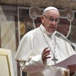 Papa aos funcionários do Vaticano: “Não tenhamos medo da santidade”