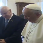Papa Francisco e o presidente de Israel se encontram em Roma